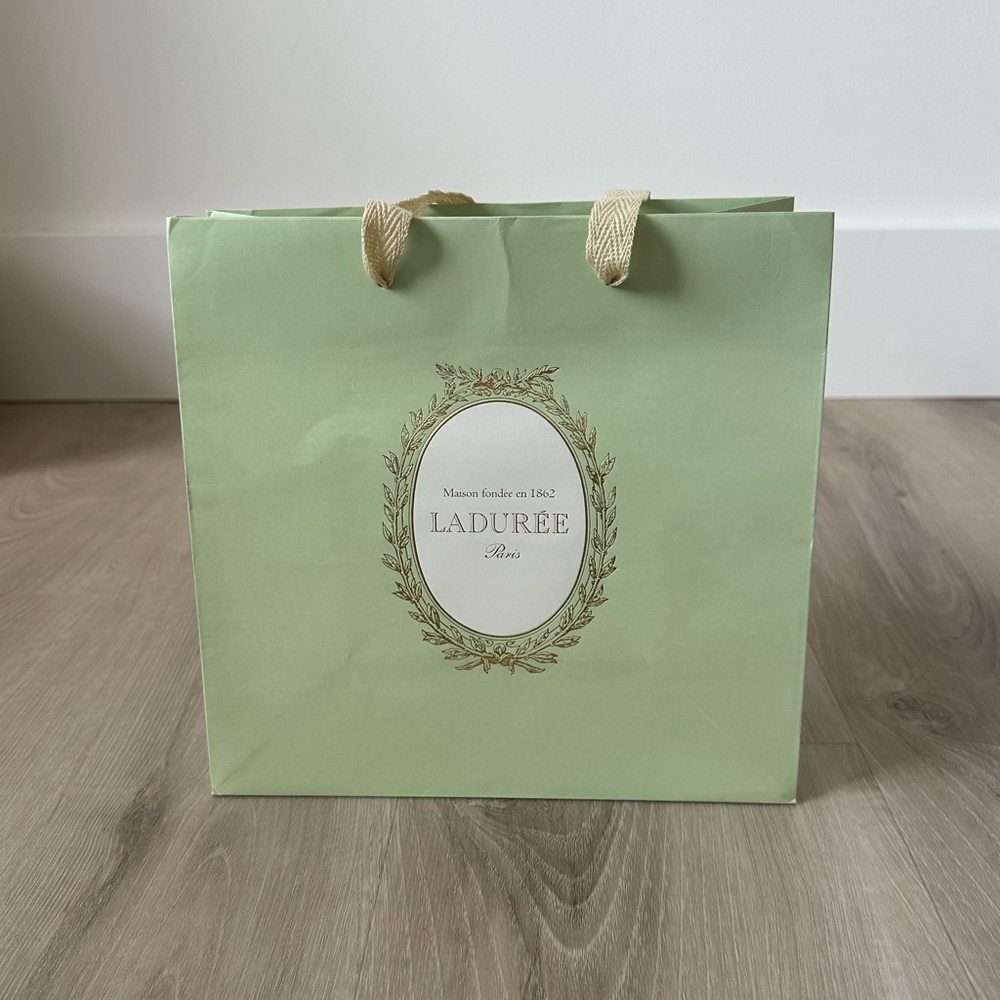 Ladies Gift Bag - Medium